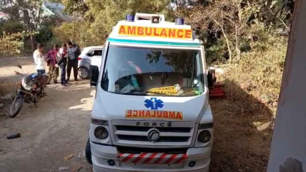 Mahasamund: एंबुलेंस से 2.60 करोड़ का गांजा जब्त, ओडिशा से छत्तीसगढ़ के रास्ते नागपुर ले जाई जा रही थी खेप, आरोपी गिरफ्तार एंबुलेंस