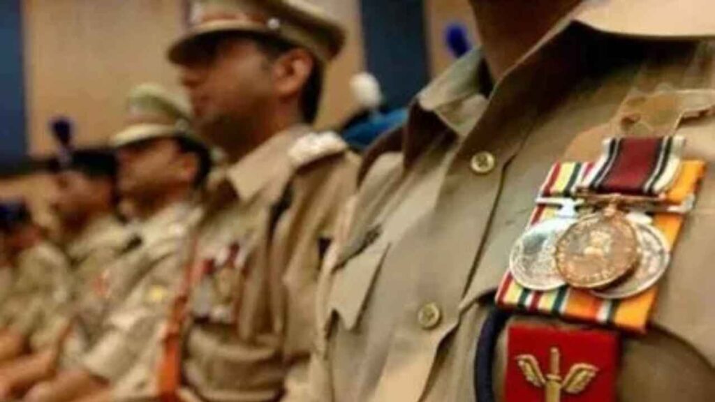 Republic Day 2026: देशभर के 982 सुरक्षाकर्मियों को मिलेगा वीरता एवं सेवा पदक, छत्तीसगढ़ के ये पुलिस अधिकारी भी होंगे सम्मानित सुरक्षाकर्मियों