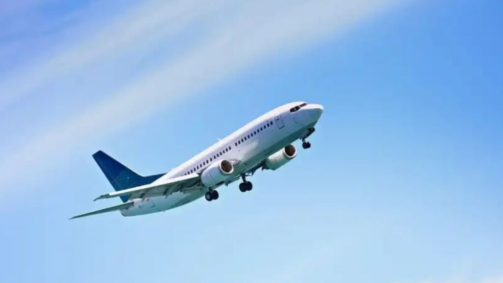 ईरान ने बंद किया एयरस्पेस, न्यूयार्क जा रहे रायपुर के कारोबारी फंसे, परेशान हो रहे यात्री ईरान